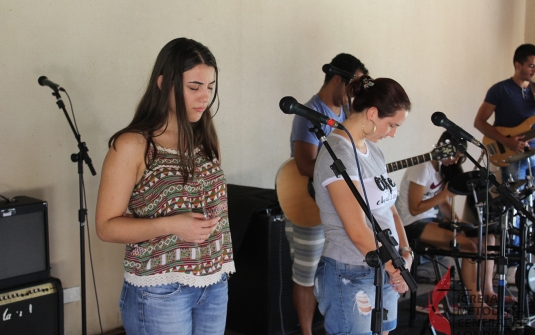 Foto Encontro Local de Avivamento de Jovens e Adultos