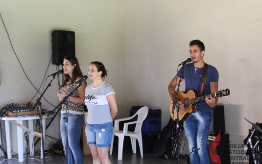 Foto Encontro Local de Avivamento de Jovens e Adultos