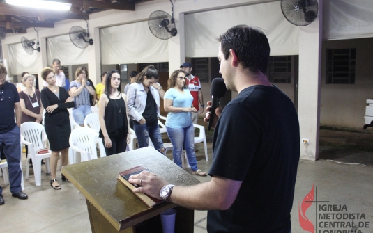 Foto Encontro Local de Avivamento de Jovens e Adultos