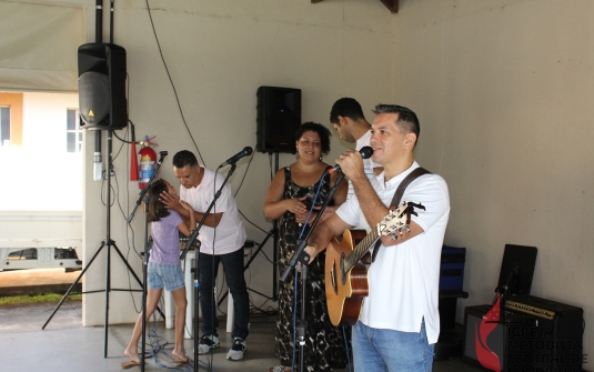 Foto Encontro Local de Avivamento de Jovens e Adultos