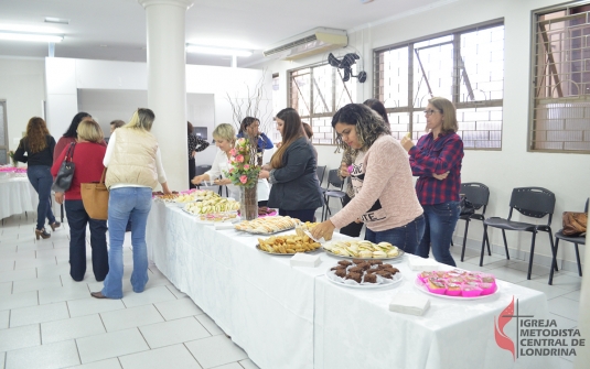 Foto 2ª edição do Chá “Mulheres que perfumam”	