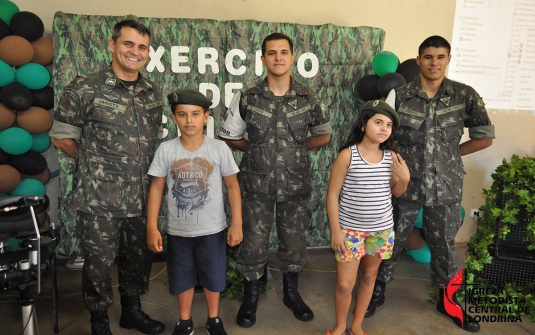 Foto Acampamento Infantil - Tema 