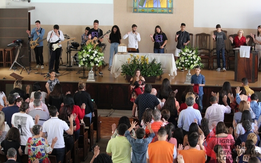 Foto Culto Especial do Dia do Juvenil