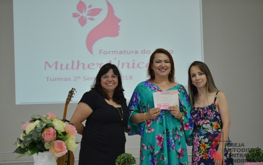 Foto Formatura Mulher Única