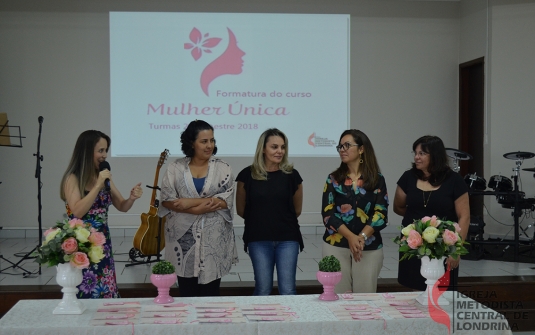 Foto Formatura Mulher Única