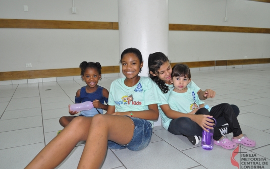 Foto Saída Missionária do King`s Kids