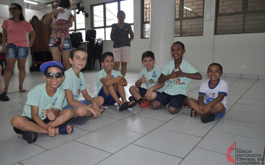 Foto Saída Missionária do King`s Kids