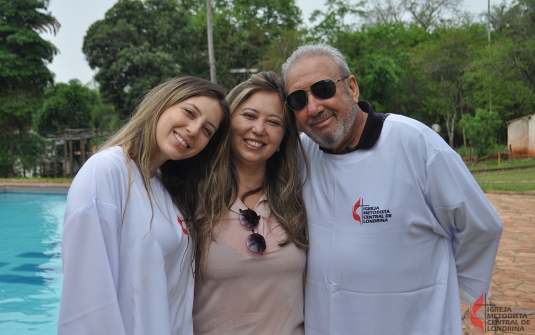 Foto Batismo Ponto Missionário Londrina Leste