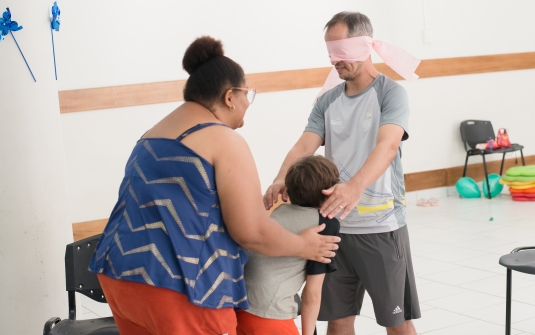 Foto Dia Pais e Filhos