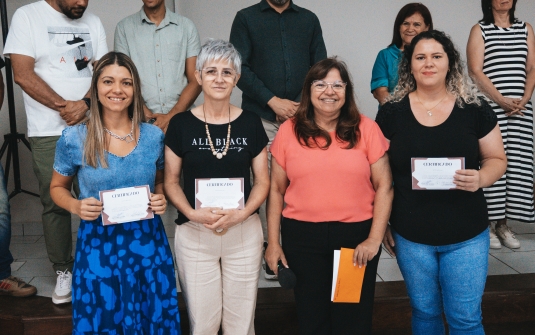 Foto Formatura CDV e Carater Cristão